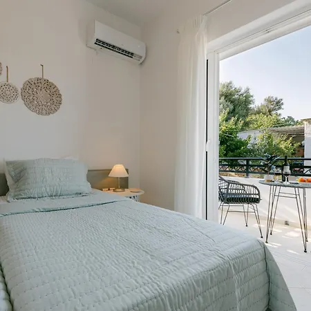 Andimesia Orae Apartment *